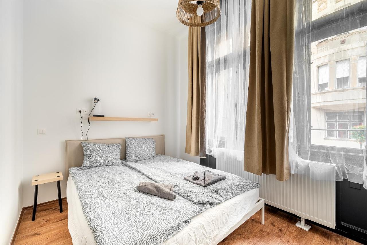 Apartamento Downtown Hegedus 8 *